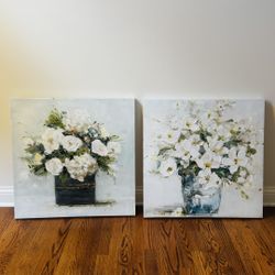 🌸 White Floral Bouquet Canvas Art – Set of 2, 27”x27”