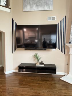 87 Inch LG TV GREAT FOR BRIGHT ROOM