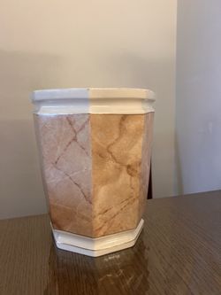 Pot