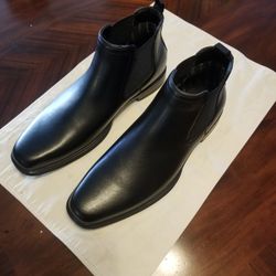 9.5 PERRY ELLIS, boots(new)