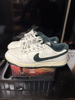 Nike Dunks