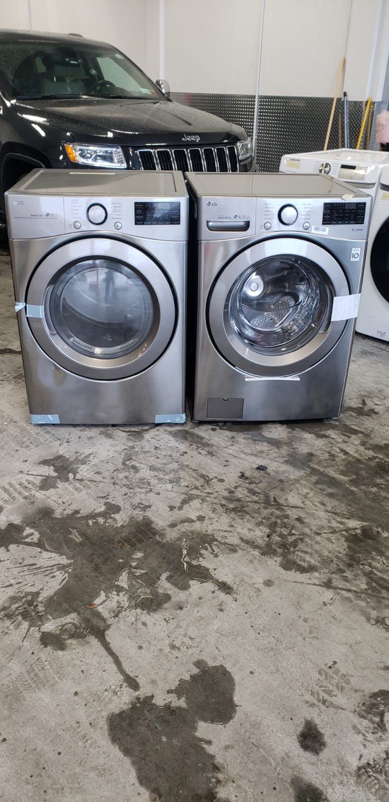 New LG 27in wide washer and gas dryer set