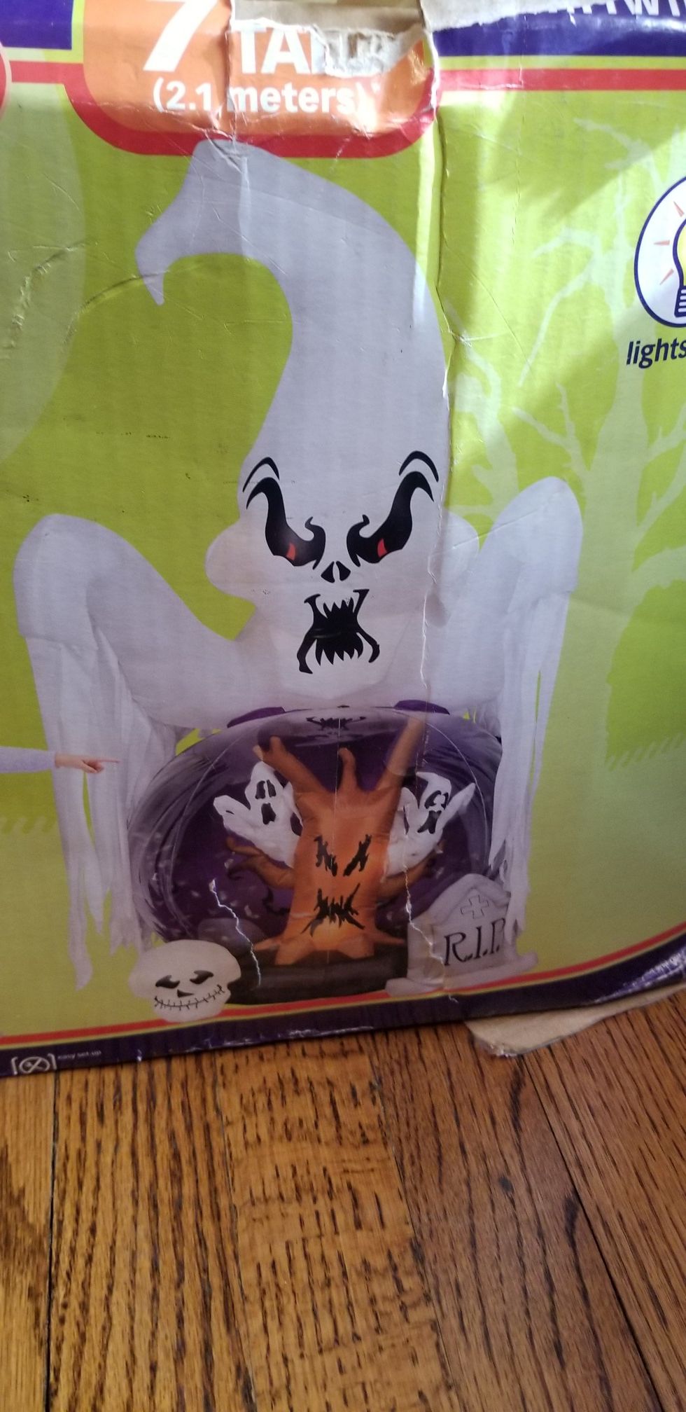 Airblown Halloween Inflatable globe whirlwind ghost