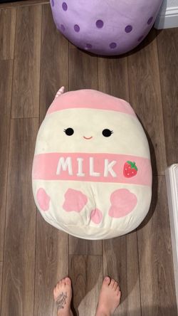 Strawberry milk Squishmellow