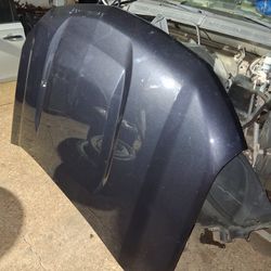 Hood Chevy Silverado  2(contact info removed) 2024