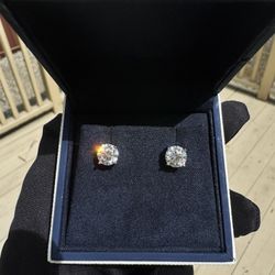 New Moissanite 10H10A Screw Back Earrings 2CT(1CT *2)18K White Gold Plated Sterling Silver