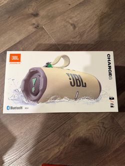 JBL Charge 6 Bluetooth Speaker