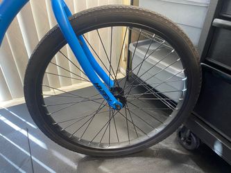 Beach Cruiser Huffy Cranbrook Frame Size 18 Tire Size 26X2.125 Free Delivery for Sale in Tampa FL OfferUp