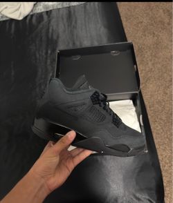 Jordan 4 Black Cats
