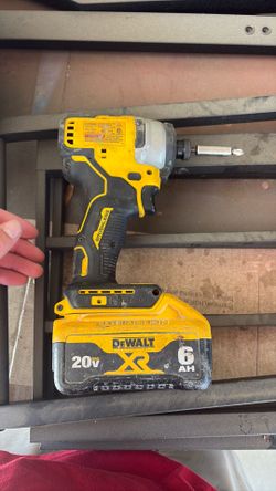 Dewalt drill with 6ah battery