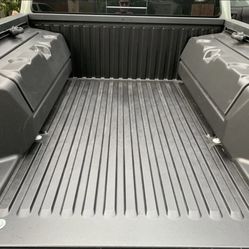 Toyota Tacoma 2016-2023 Bed Storage Box/cooler