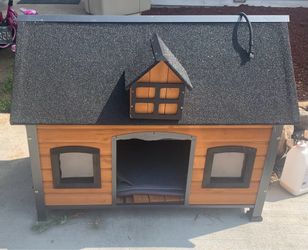 Outdoor Cat House