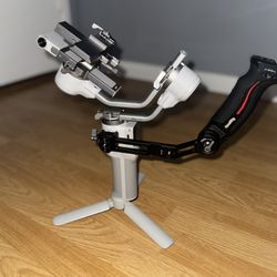 DJI RS4 Mini With Intelligent Tracking AI Module