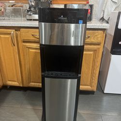 Water dispenser