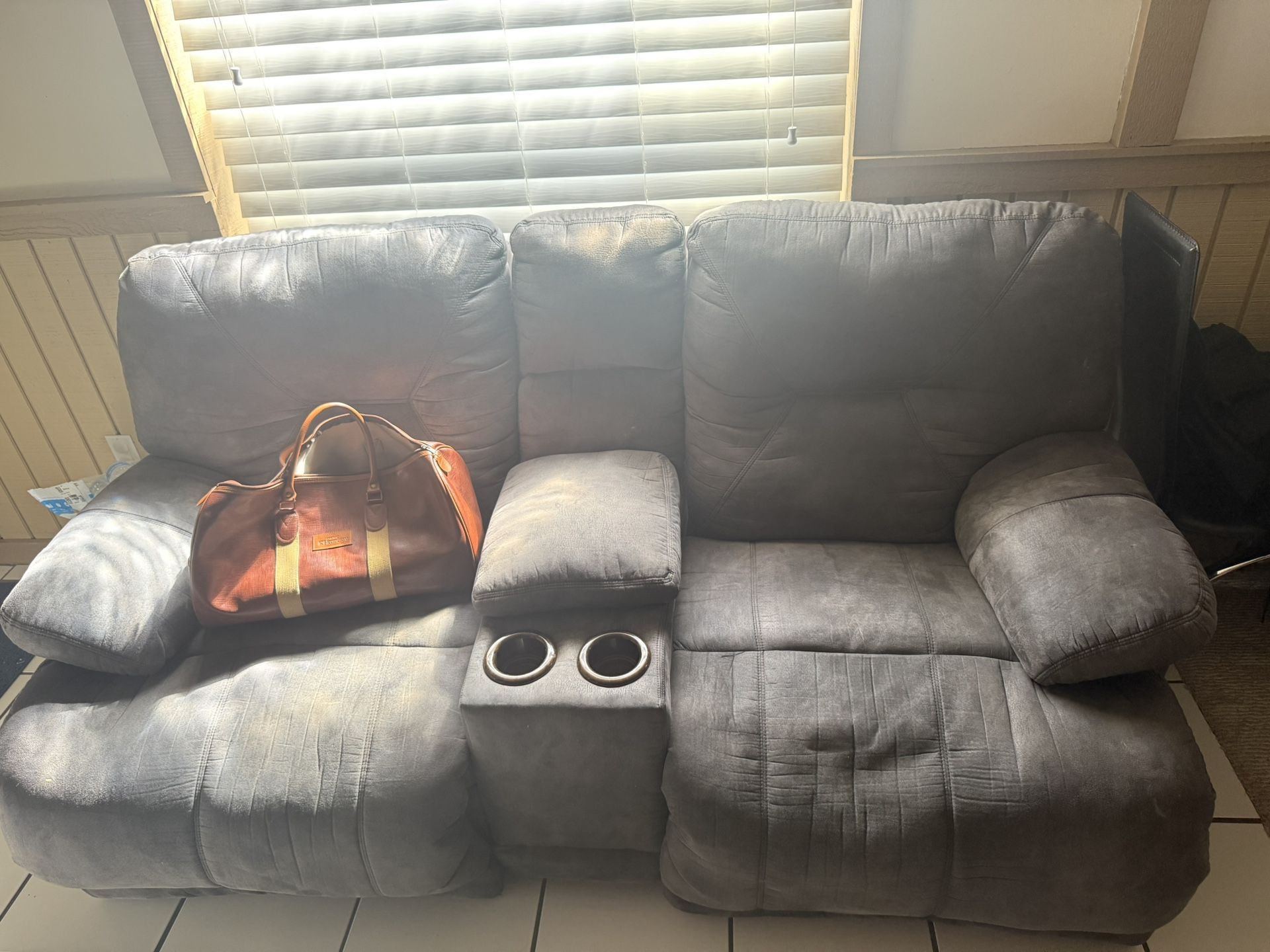 2 Seater Sofa Recliner