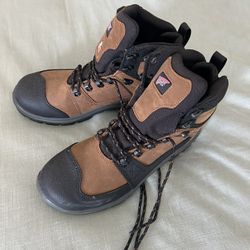 Red Wing TRADESMAN MEN'S 6-INCH WATERPROOF CSA SAFETY TOE BOOT