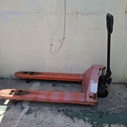 Haul Master 2.5 Ton Pallet Jack "Item Is Available"