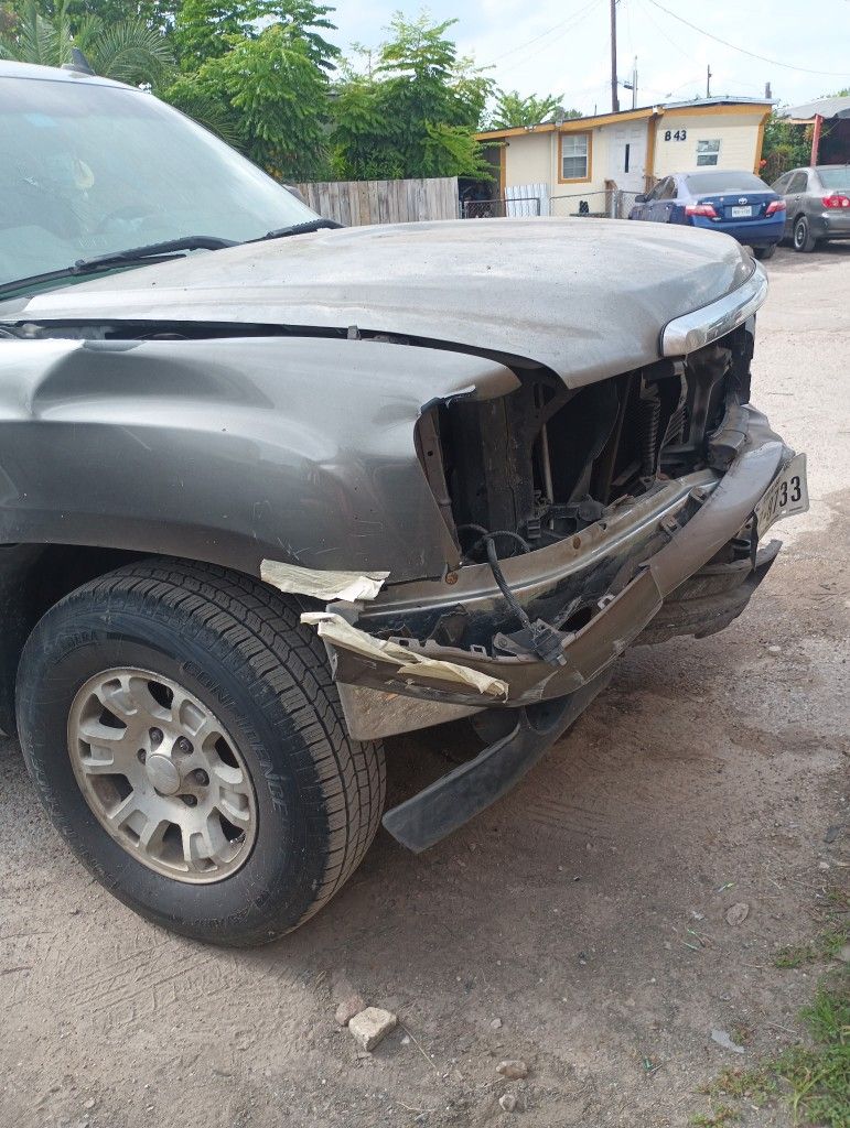 2008 Chevy Sierra Motor 5.3 Parts Only $25