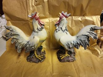 Set Of 3 Resin Roosters