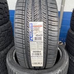 255/40ZR20 Tire Michelin Pilot Sport All Season