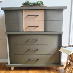 Bassett 5 Drawer MCM Dresser 