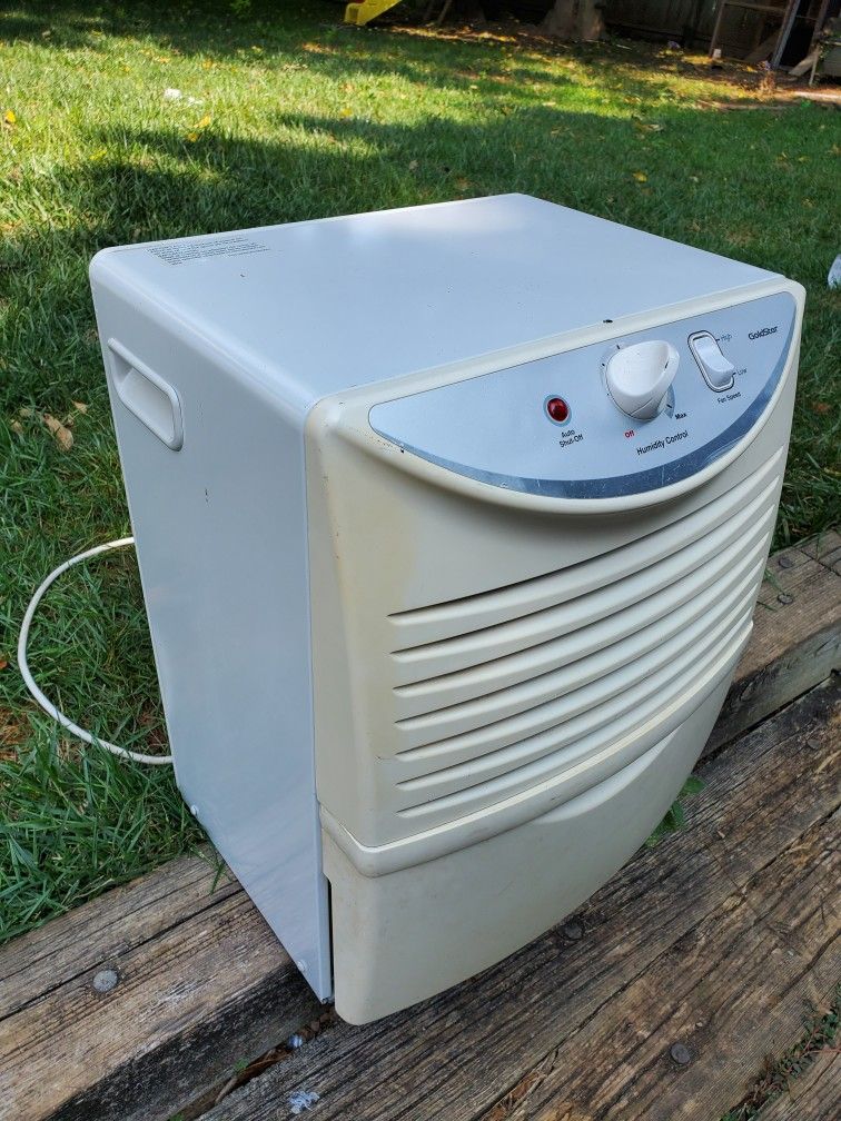 Gold Star Dehumidifier, Perfect Working Condition