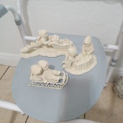 Snow Babies Figurines 