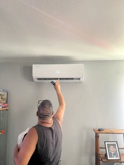 Split air conditioner WiFi heat and cold