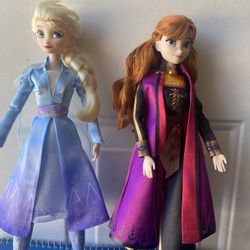 Disney Store Frozen 2 Singing Elsa & Singing Anna Doll