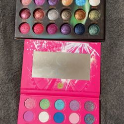 Eyeshadow Palettes 