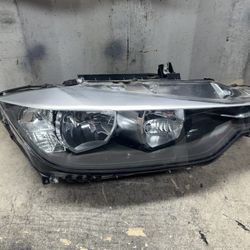 2012 2013 2014 2015 BMW 328i Right Passenger Side Headlight OEM 