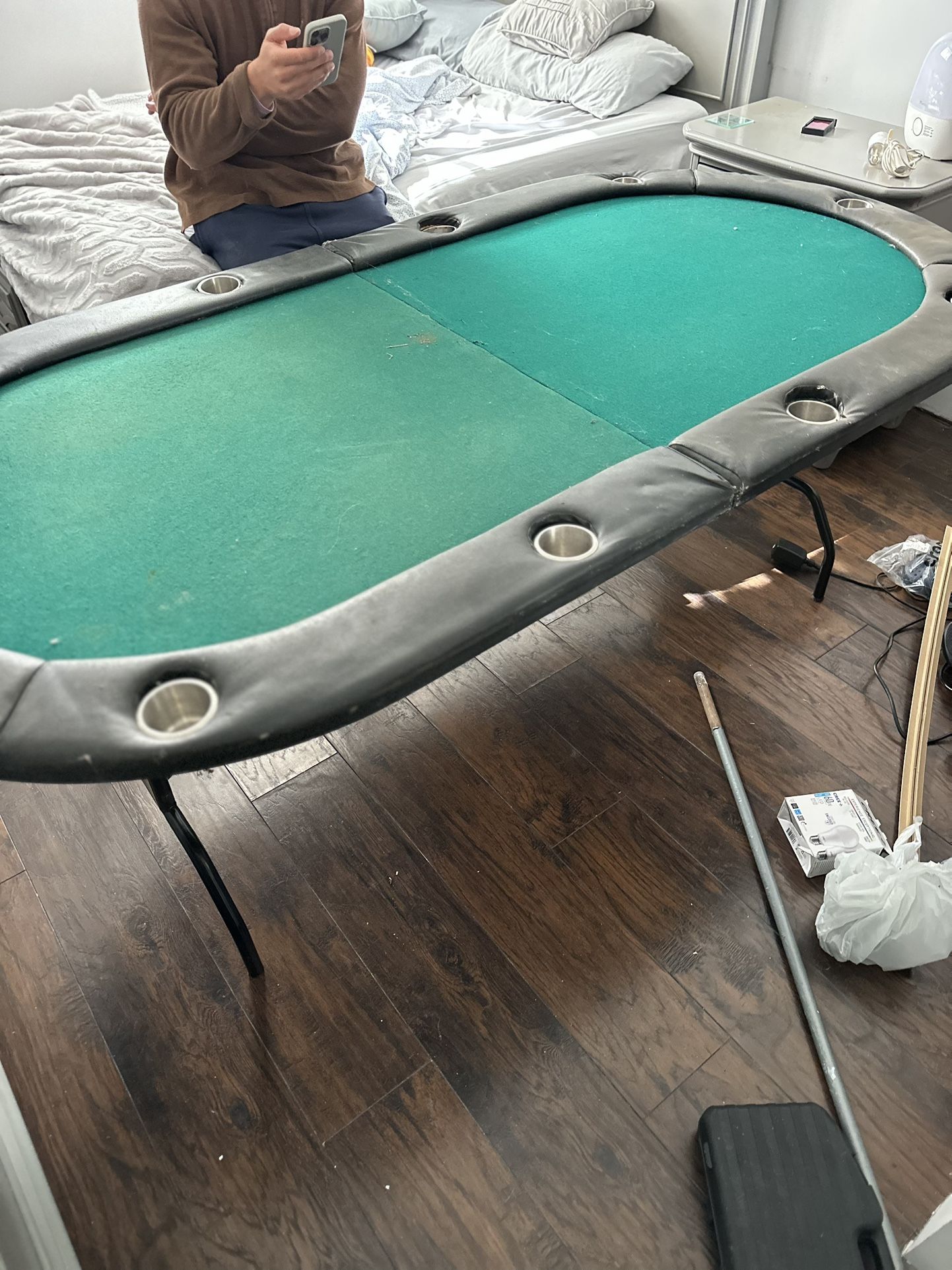 Poker Table 6 Chairs 