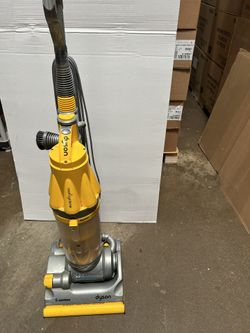 HooverVacuum /Dyson Vacuum