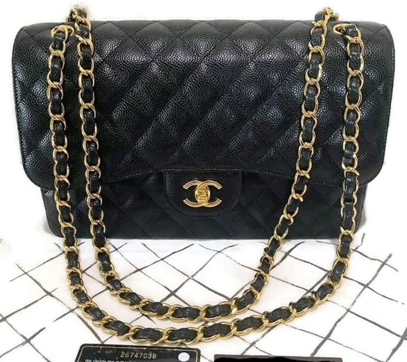Chanel jumbo flap bag