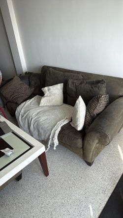 Free Large Olive Green Fabric Sofa - Miami Beach