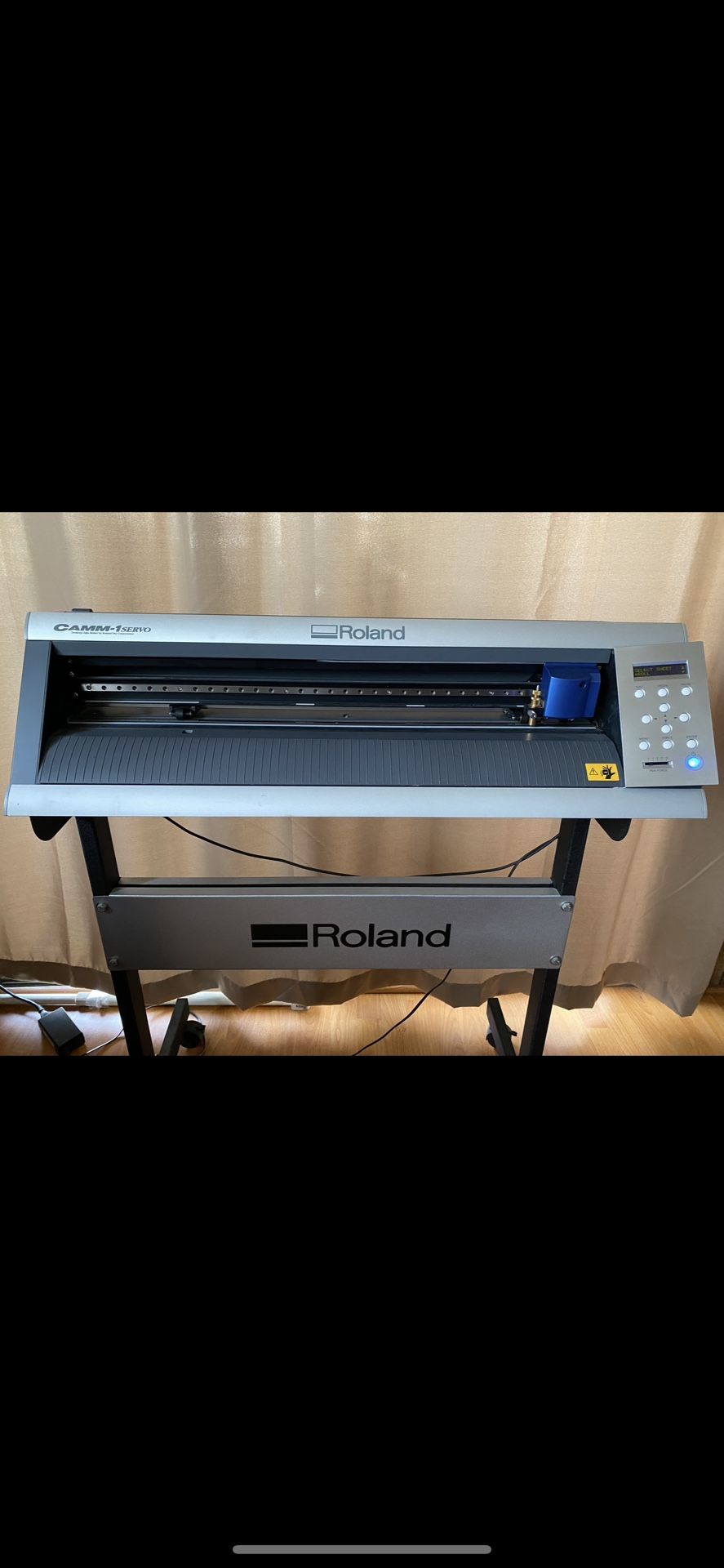 Roland GX-24 w/ Stand