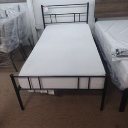 Queen 8" Memory Foam Mattress Gel Infused