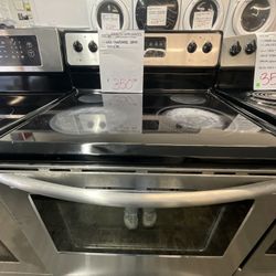 USED FRIGIDAIRE RANGE