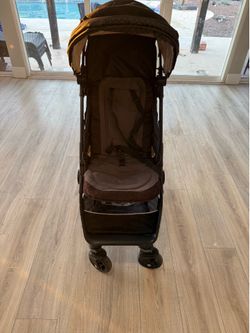 Graco Jetsetter Compact Travel Stroller w/ Carry Bag