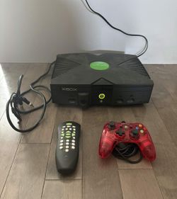 Microsoft Xbox Console Bundle w/ DVD Remote Kit, Controller & Cables