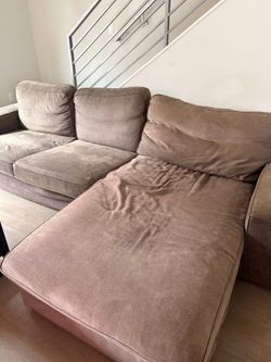 Large Tan Microfiber Sectional Sofa with Chaise Lounge – Super Comfy!