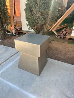 Indoor/Outdoor Accent Table!