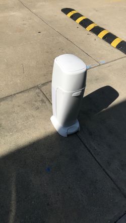Diaper genie