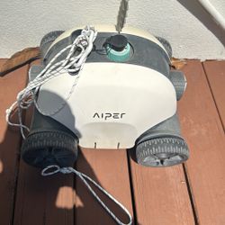 Aiper Pool Cleaning Robot