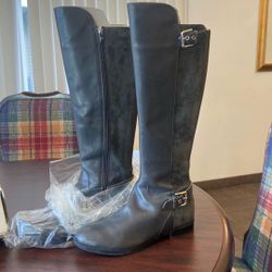 New Marc Fisher blk boots