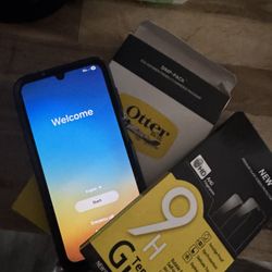 New Boost Phone With Otterbox And Glass Protect 