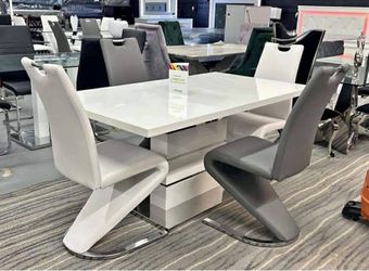 White Table Set 4 Chairs New Modern Design Z Chairs 