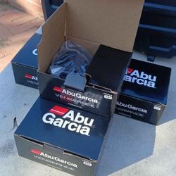 AbuGarcia Vengeance Baitcaster Reels RH