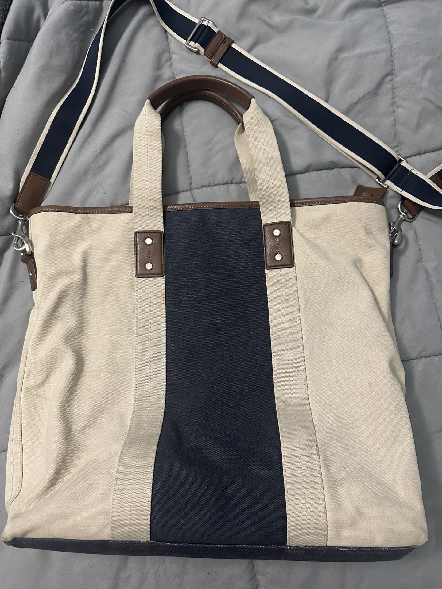 Coach Messenger Bag