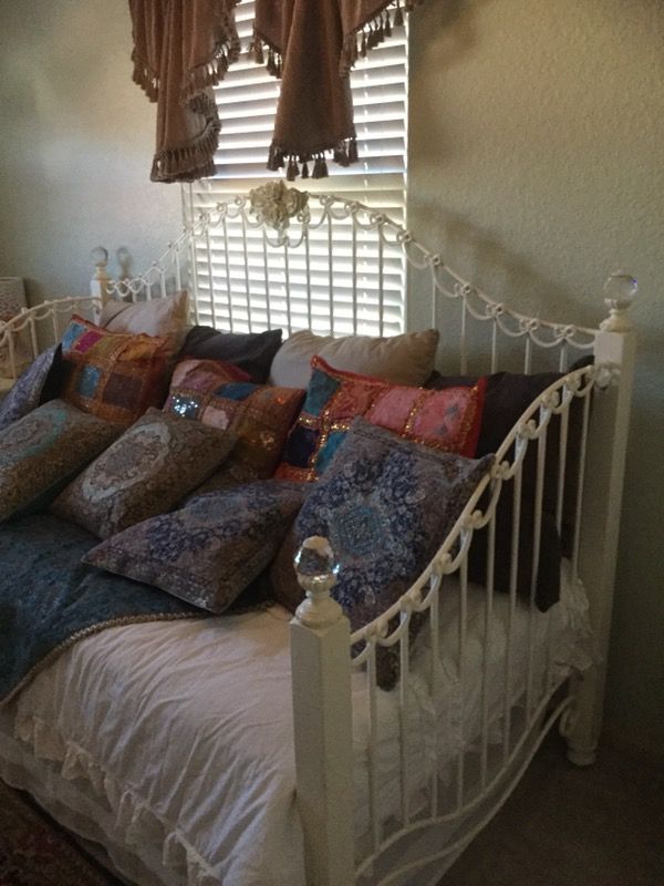 Disney Princess Daybed Set with new mattresses